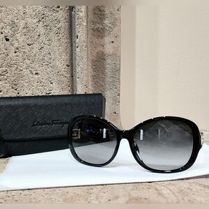 Salvatore Ferragamo Butterfly Sunglasses(SF744SLA) With Case 59MM